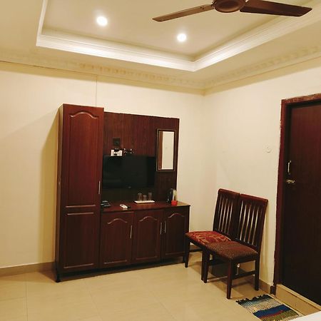 Hotel Harish Рамешварам Екстер'єр фото